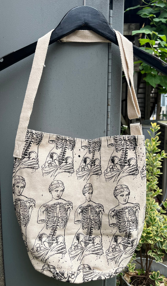 Skeletal Can Bag