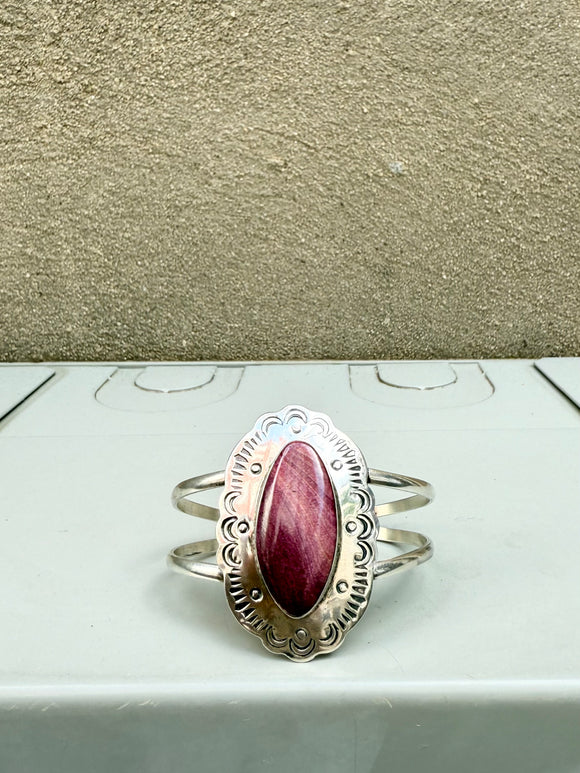 Chimney Butte Purple Spiny Oyster Moon Cuff