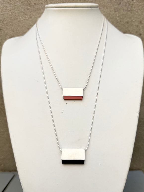 Varjo Necklace (color options)