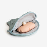 Oyster Pouch